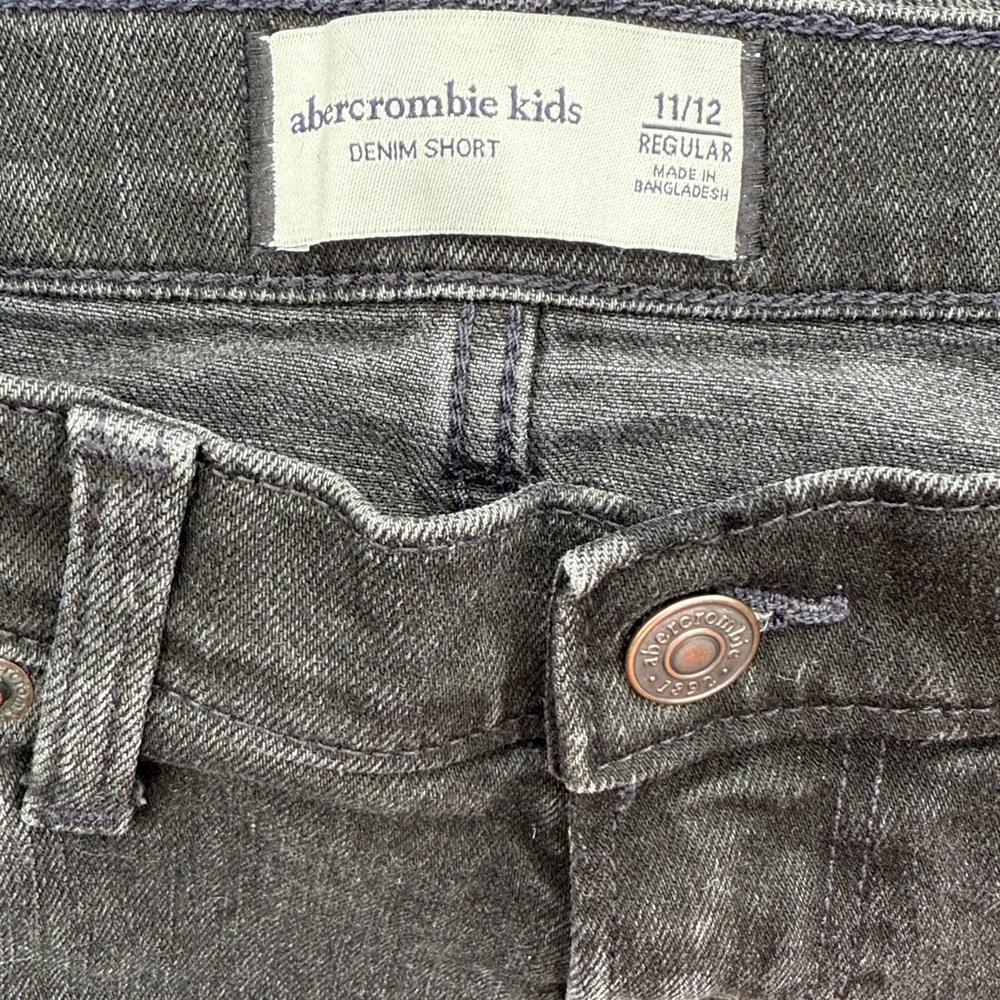 Abercrombie Kids Black Denim Shorts - Picture 4 of 5